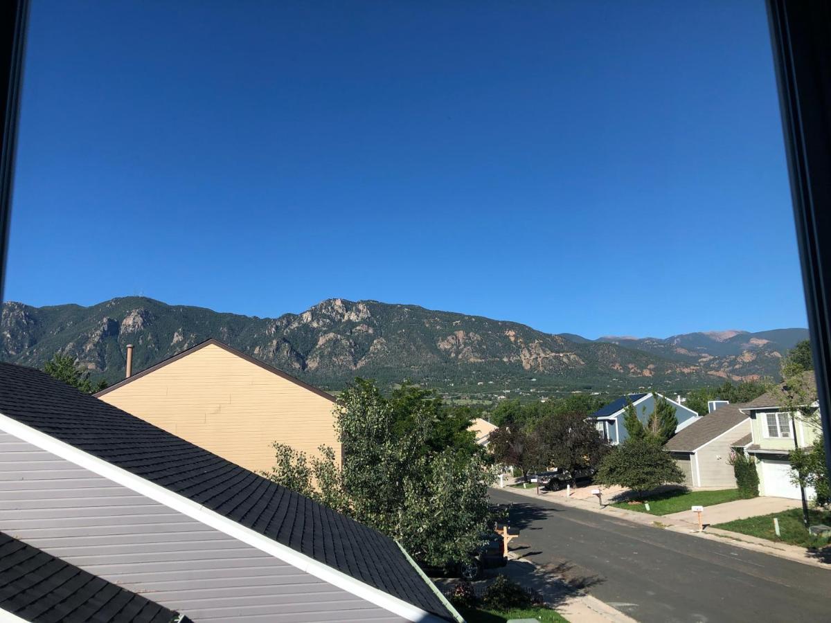 A Colorado Room With A View - King Colorado Springs Exterior photo